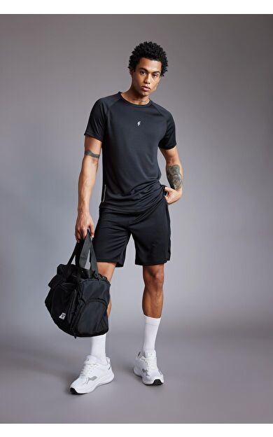 DeFacto Slim Fit Sporcu Premium Şort V3030AZ24SPBK81