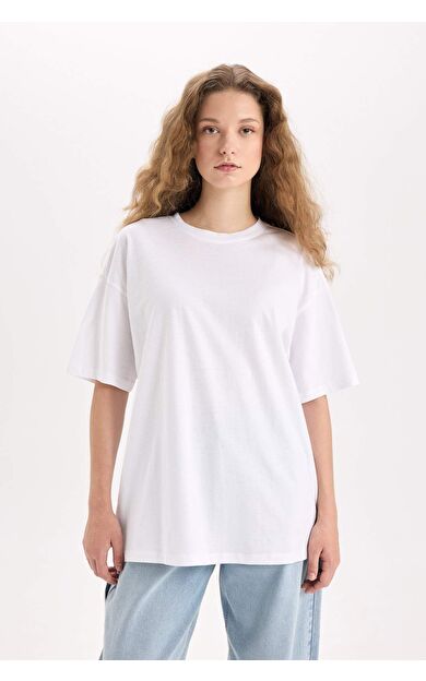 DeFacto Oversize Geniş Kalıp Basic Düz Bisiklet Yaka Kısa Kollu Tişört V4136AZ25SMWT34