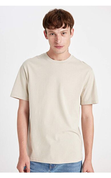 DeFacto DeFactoFit New Regular Fit Bisiklet Yaka Kısa Kollu Tişört V7699AZ24AUBG735