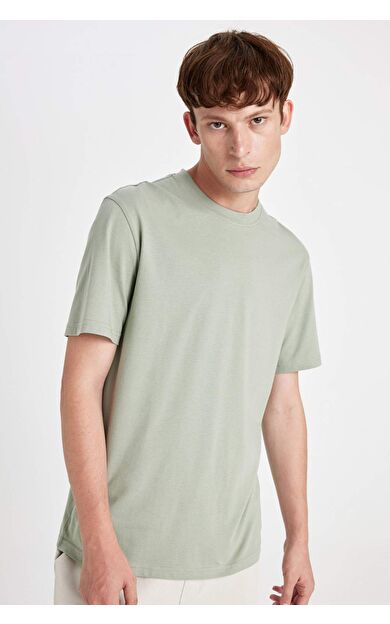 DeFacto DeFactoFit New Regular Fit Bisiklet Yaka Kısa Kollu Tişört V7699AZ24AUGN1247