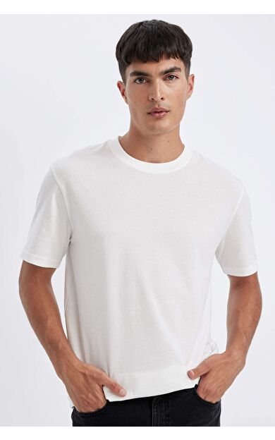 DeFacto DeFactoFit New Regular Fit Bisiklet Yaka Kısa Kollu Tişört V7699AZ24AUWT32