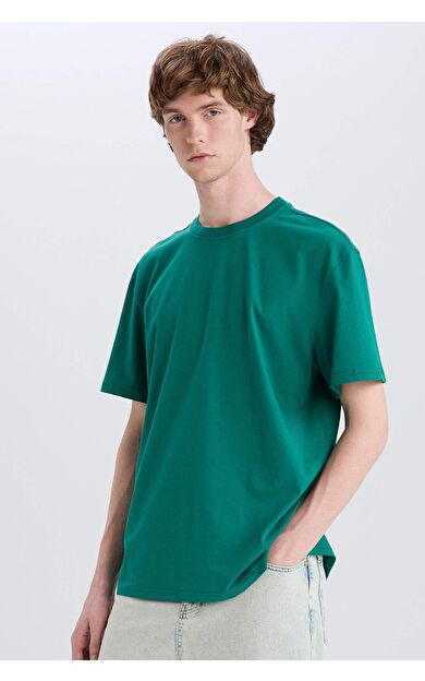 DeFacto New Regular Fit Bisiklet Yaka Basic Düz Kısa Kollu Tişört V7699AZ25SPGN1041