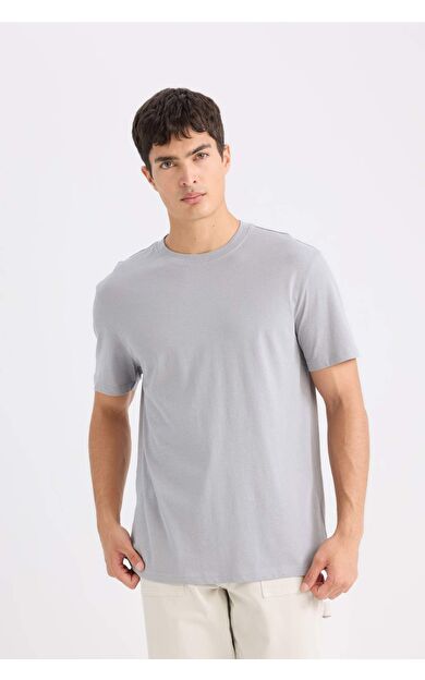 DeFacto New Regular Fit Bisiklet Yaka Basic Düz Kısa Kollu Tişört V7699AZ25SPGR89