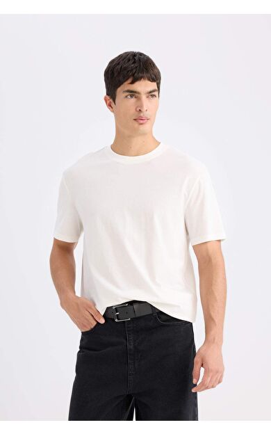 DeFacto New Regular Fit Bisiklet Yaka Basic Düz Kısa Kollu Tişört V7699AZ25SPWT32