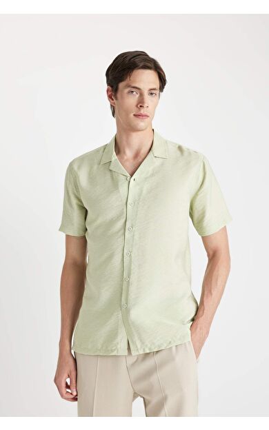 DeFactoFit Modern Fit Polo Yaka Aerobin Kısa Kollu Gömlek V8406AZ24SMGN270