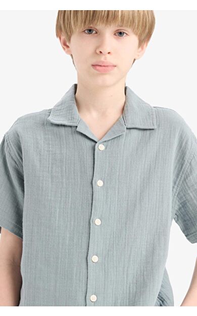 DeFacto Erkek Çocuk Oversize Geniş Kalıp Polo Yaka Müslin Kısa Kollu Gömlek W3239A625HSBE801