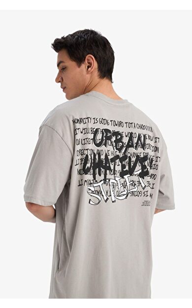 DeFacto Oversize Geniş Kalıp Bisiklet Yaka Sırt Baskılı Kısa Kollu Tişört W6097AZ25SMGR207