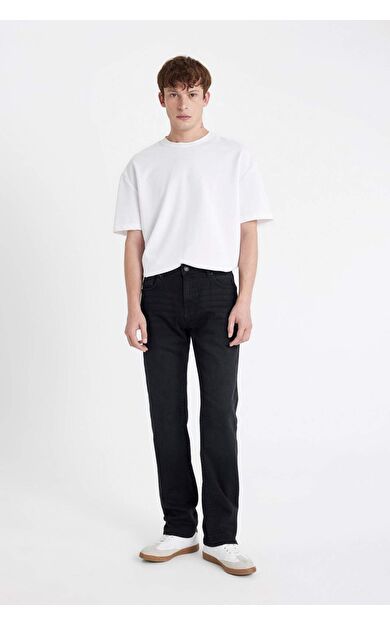 DeFacto Sergio Regular Fit Normal Kalıp Normal Bel Boru Paça Jean Pantolon W6868AZ24AUNM40