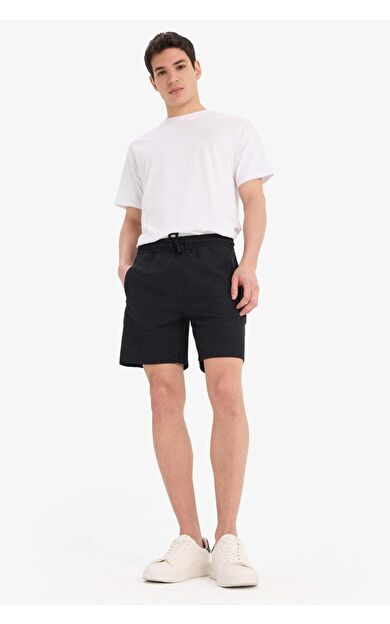 DeFacto Slim Fit Dar Kesim Dar Paça Şort W7965AZ25SMBK81