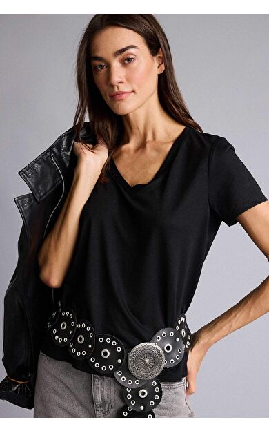 DeFacto Regular Fıt V Yaka Basıc Düz Kısa Kollu Tişört