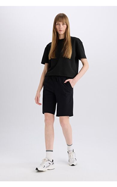 DeFacto Regular Fit Normal Bel Düz Paça İnce Sweatshirt Kumaşı Bermuda W9369AZ25SMBK27