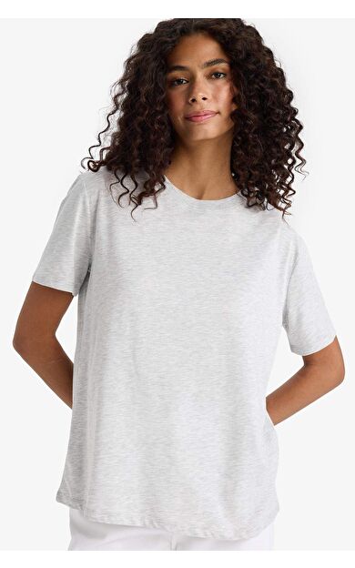 DeFacto Regular Fit Bisiklet Yaka Basic Düz Penye Kısa Kollu Tişört W9584AZ25AUGR93