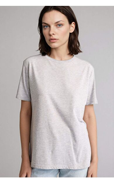 DeFacto Regular Fıt Bisiklet Yaka Basıc Düz Penye Kısa Kollu Tişört