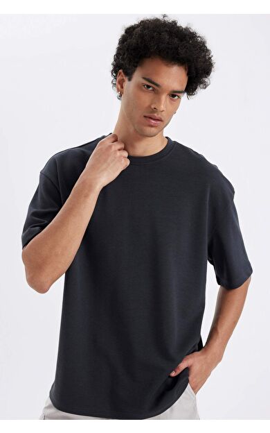 DeFacto DeFactoFit Oversize Fit Bisiklet Yaka Ağır Kumaş Kısa Kollu Tişört X3926AZ24AUAR231