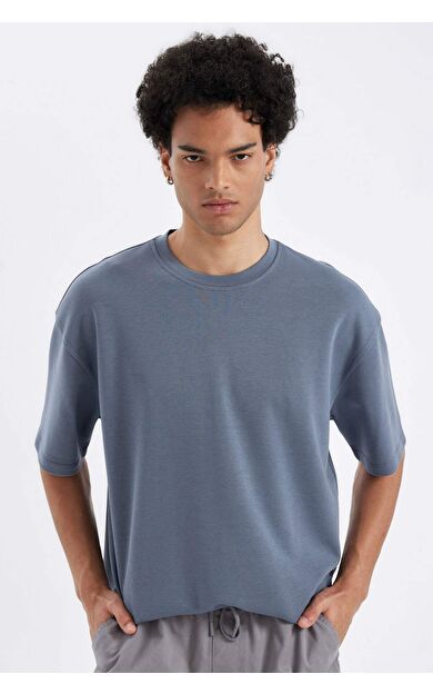 DeFacto DeFactoFit Oversize Fit Bisiklet Yaka Ağır Kumaş Kısa Kollu Tişört X3926AZ24AUGR504