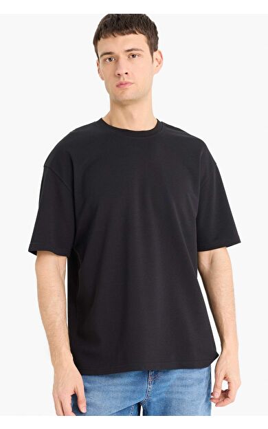 DeFacto Oversize Geniş Kalıp Bisiklet Yaka Basic Düz Kısa Kollu Tişört X3926AZ25AUBK81