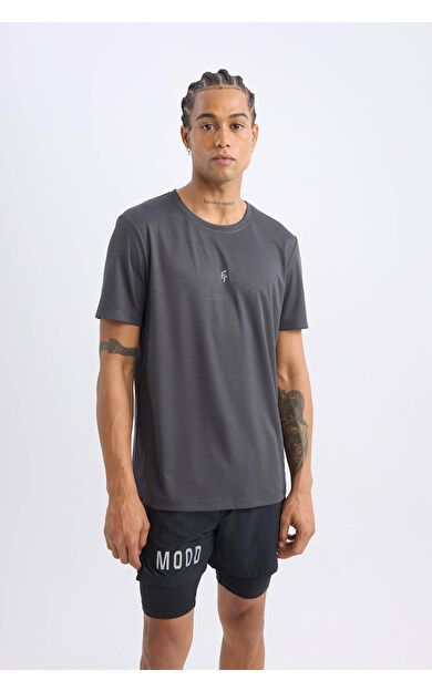 DeFactoFit Slim Fit Dar Kesim Bisiklet Yaka Baskılı Sporcu Kısa Kollu Tişört X6142AZ25SPAR231