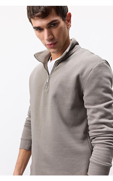 DeFacto Comfort Fit Dik Yaka Kalın Kumaş Sweatshirt