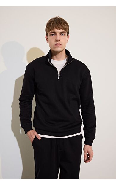 DeFacto Regular Fit Dik Yaka Yarım Fermuarlı Basic Sweatshirt