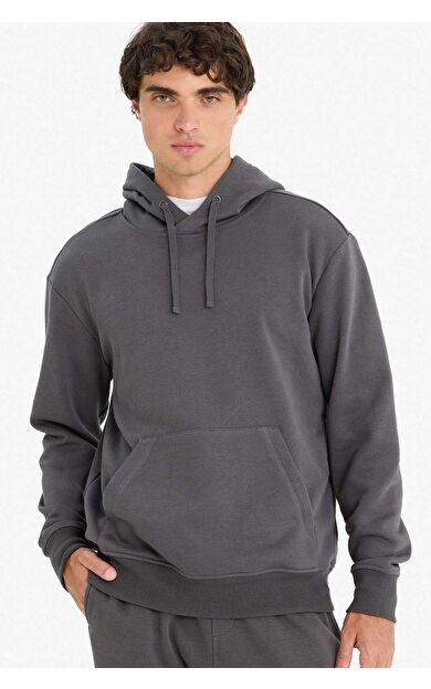 Regular Fit Kapüşonlu İçi Yumuşak Tüylü Kanguru Cepli Basic Düz Sweatshirt
