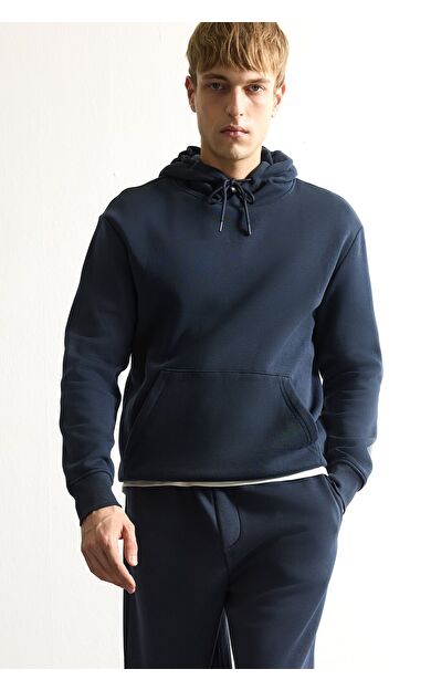 DeFacto Regular Fit Kapüşonlu İçi Yumuşak Tüylü Kanguru Cepli Basic Sweatshirt