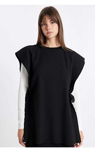 DeFacto Regular Fit Bisiklet Yaka Süveter Y1323AZ24AUBK81