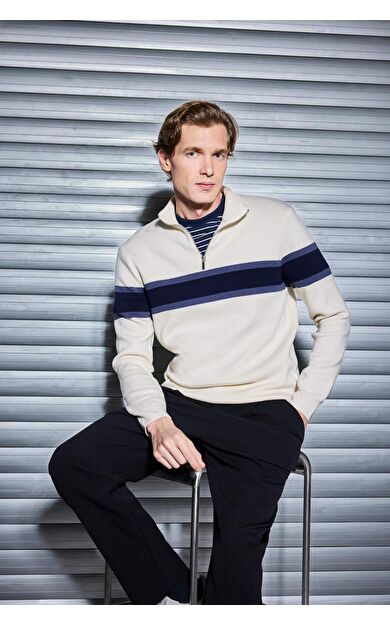 DeFacto Standart Fit Balıkçı Yaka Kazak Y4193AZ24WNBG187