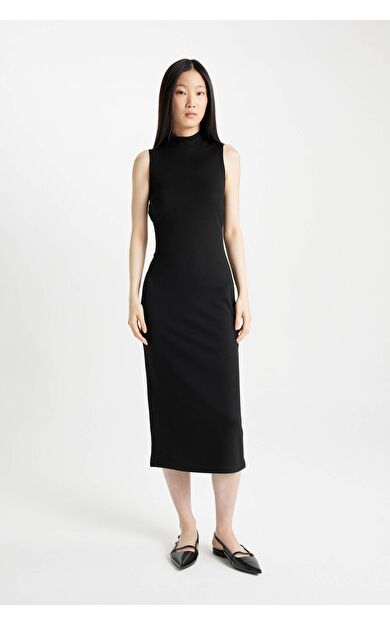 DeFactoFit Bodycon Yarım Balıkçı Yaka Siyah Kolsuz Midi Elbise