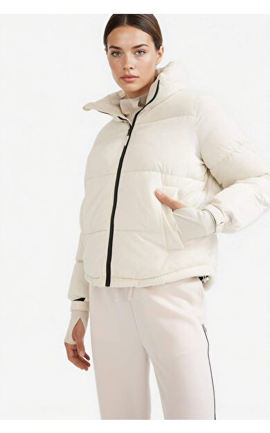 DeFacto DeFactoFit Su Geçirmez Regular Fit Fermuarlı Mont Z1438AZ25WNER105