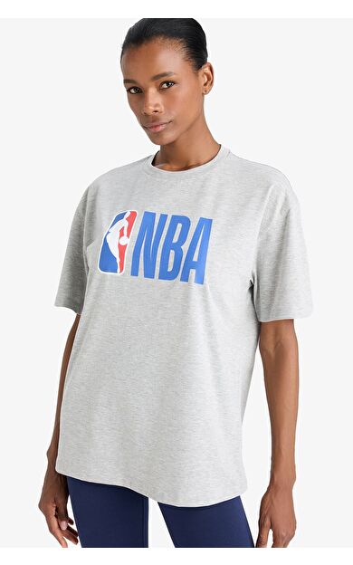 DeFacto DeFactoFit NBA Wordmark Boxy Fit Bisiklet Yaka Baskılı Kısa Kollu Tişört
