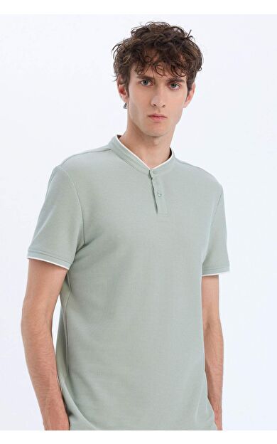 DeFacto Slim Fit Dar Kesim Dik Yaka Kısa Kollu Waffle Polo Tişört