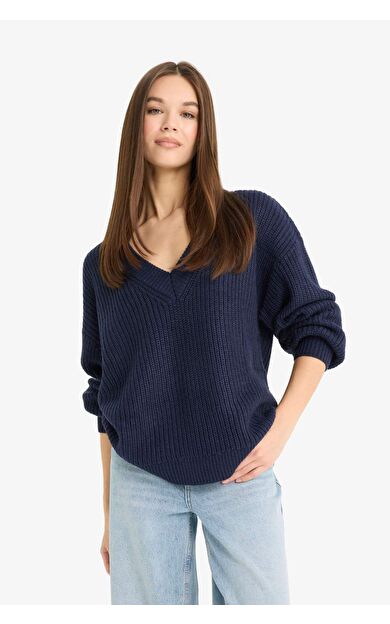 Oversize Geniş Kalıp V Yaka Kazak