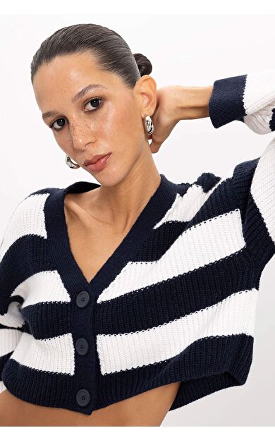 Regular Fit Çizgili V Yaka Triko Hırka