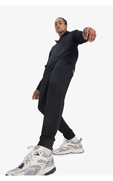 DeFacto DeFactoFit Slim Fit Dar Kesim Standart Paça Skuba Dalgıç Kumaş Jogger Z9112AZ25AUBK81