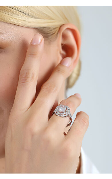 Kolyecik 14 Ayar Altın Baget Taşlı Yüzük