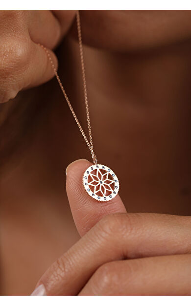 Kolyecik 14 Ayar Altın Daire Lotus Kolye
