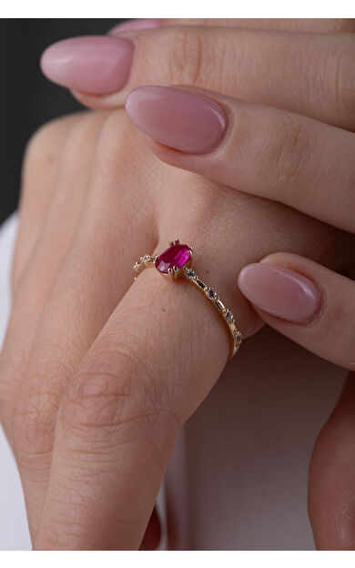 Kolyecik 14 Ayar Altın Fuşya Oval Taş Yüzük
