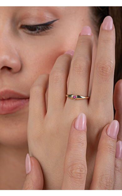 Kolyecik 14 Ayar Altın Kırmızı Taşlı Yüzük