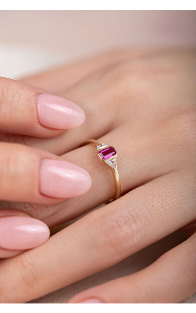 Kolyecik 14 Ayar Altın Kırmızı Taşlı Yüzük