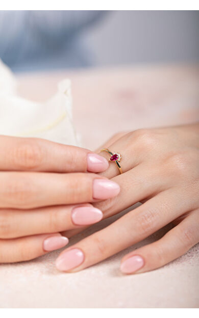 Kolyecik 14 Ayar Altın Kırmızı Taşlı Yüzük