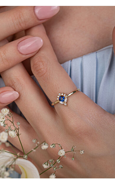 Kolyecik 14 Ayar Altın Lacivert Taşlı Yüzük
