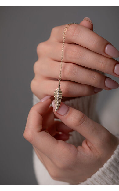 Kolyecik 14 Ayar Altın Tüy Kolye