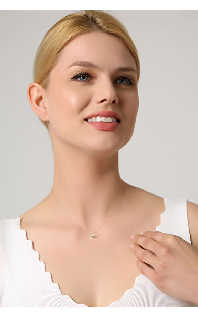 Kolyecik 14 Ayar Altın Vav Kolye