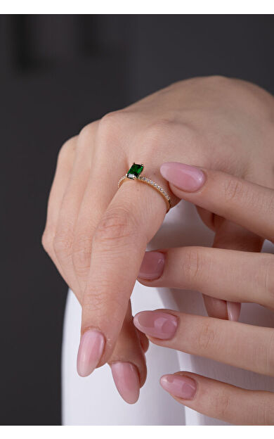 Kolyecik 14 Ayar Altın Yeşil Taşlı Baget Yüzük