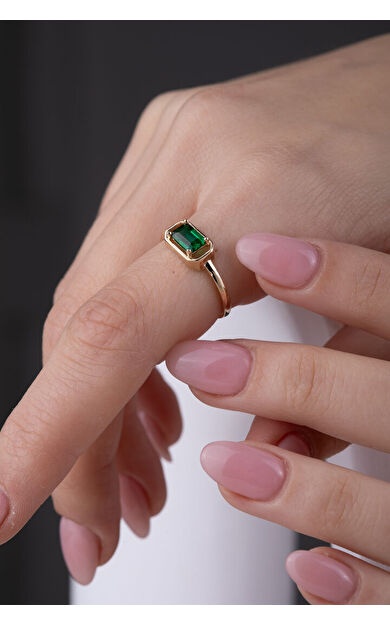 Kolyecik 14 Ayar Altın Yeşil Taşlı Baget Yüzük