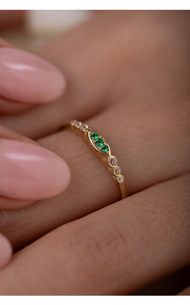 Kolyecik 14 Ayar Altın Yeşil Taşlı Yüzük