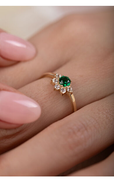 Kolyecik 14 Ayar Altın Yeşil Taşlı Yüzük