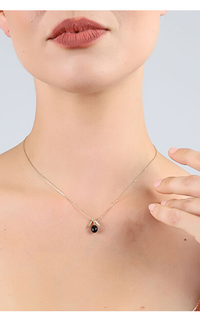 Kolyecik 14 Ayar Altın Zarif Siyah Zeytin Kolye