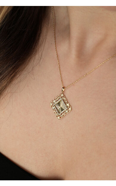 Kolyecik 14 Ayar Kalemli Kare Kolye