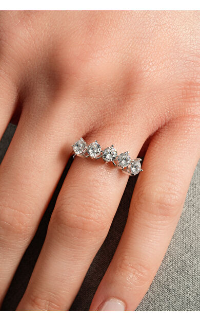 Kolyecik 8 Ayar Beş Taş Yüzük